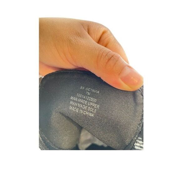 SUN STONE Womens Black Lace Up Octavia Round Toe Block Heel Hiking Boots 7 M - Picture 14 of 14